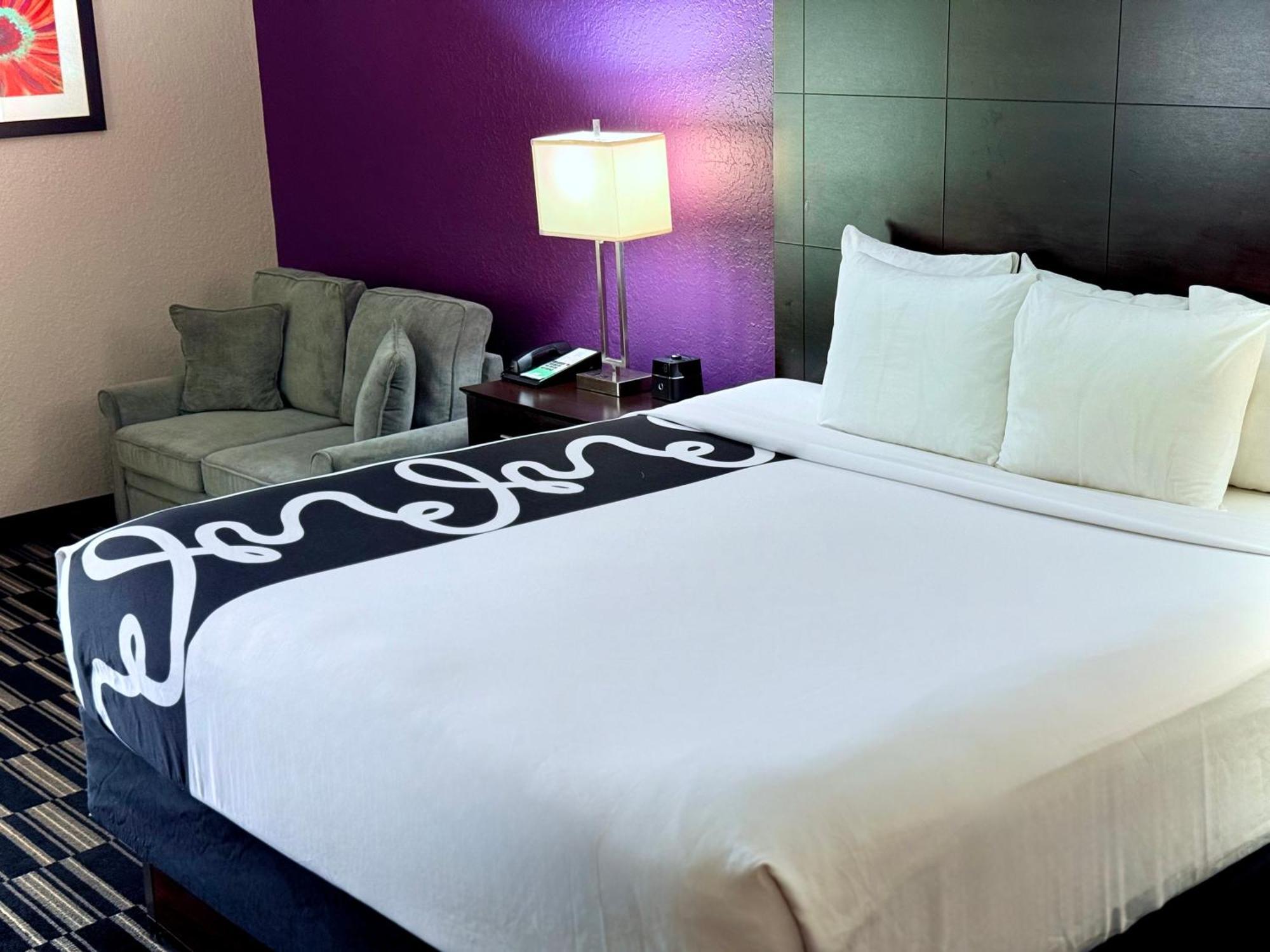 La Quinta By Wyndham Orlando Universal Area - Free Shuttle To Universal Exteriör bild
