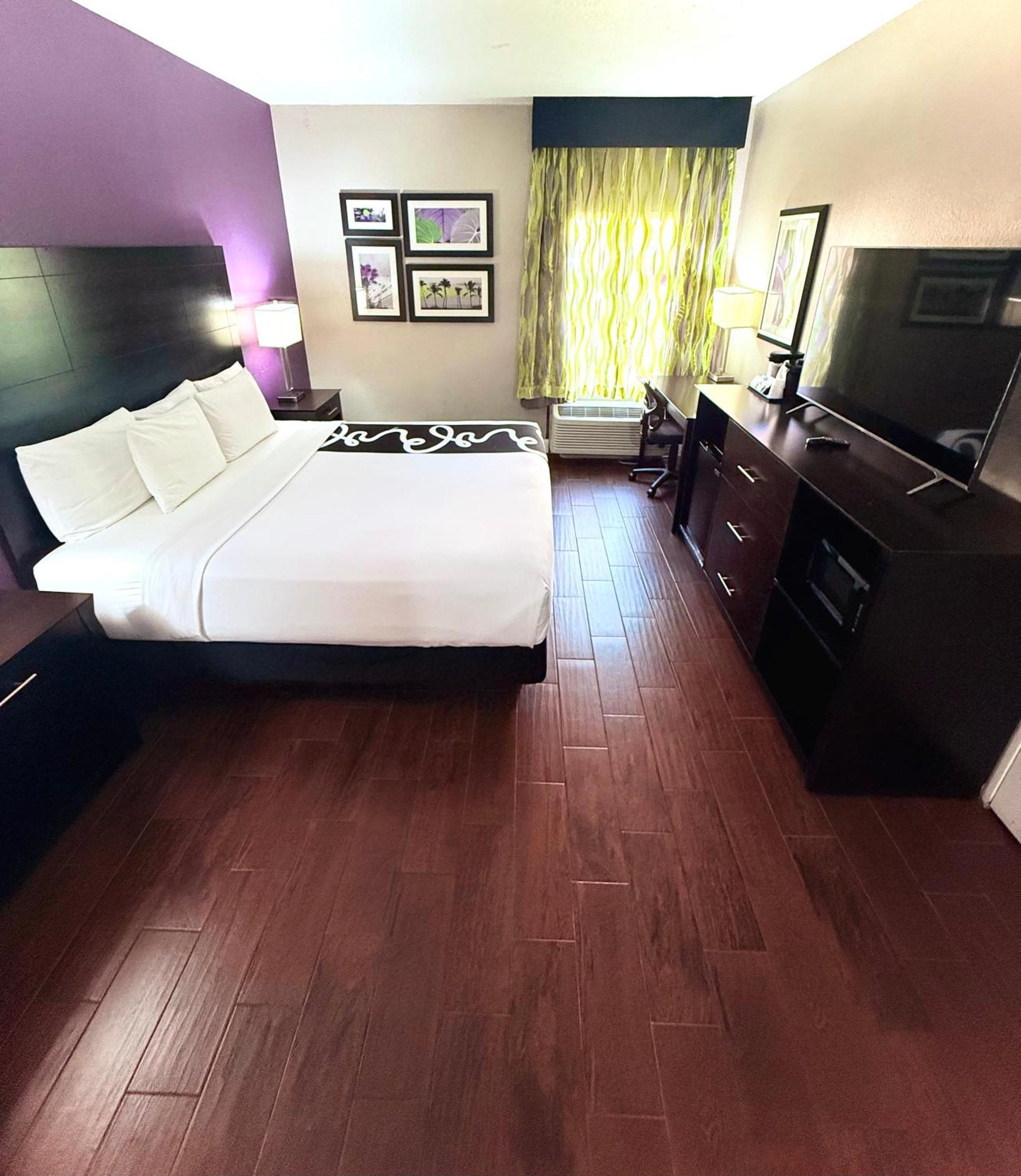 La Quinta By Wyndham Orlando Universal Area - Free Shuttle To Universal Exteriör bild