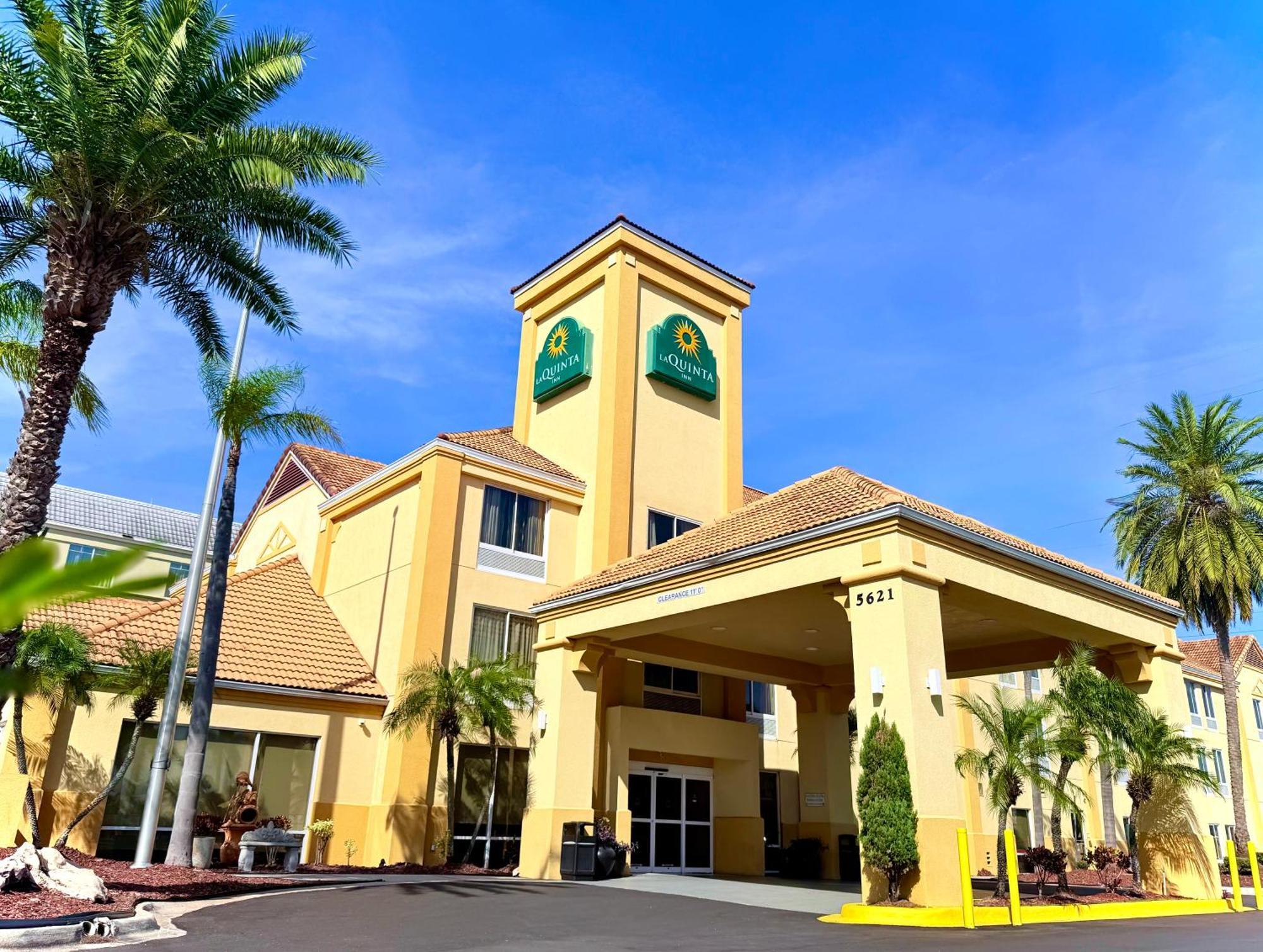 La Quinta By Wyndham Orlando Universal Area - Free Shuttle To Universal Exteriör bild