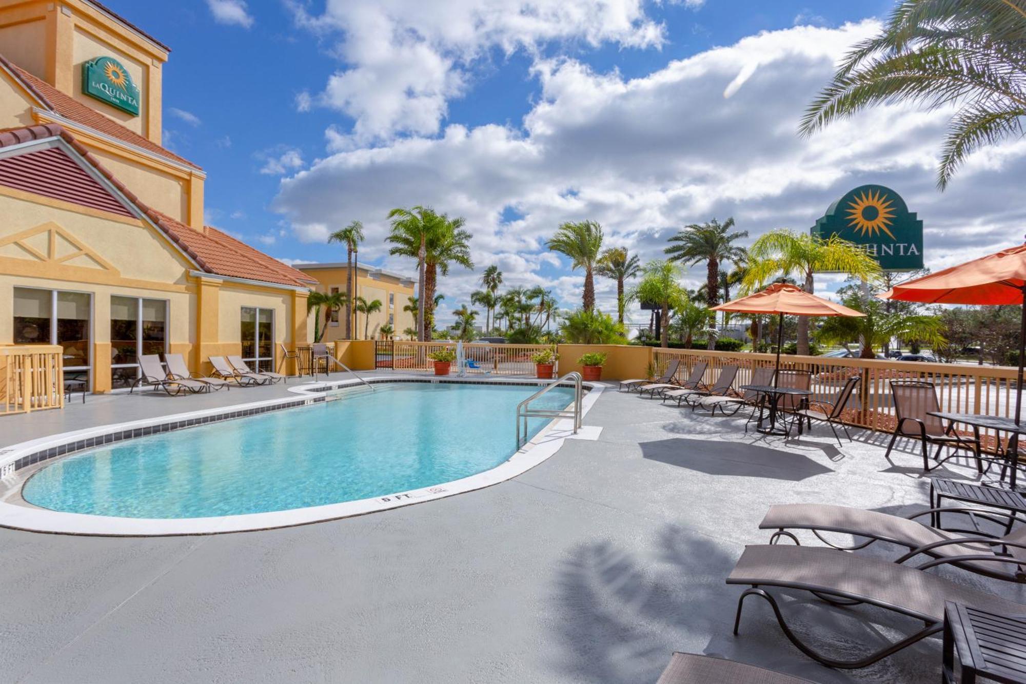 La Quinta By Wyndham Orlando Universal Area - Free Shuttle To Universal Exteriör bild