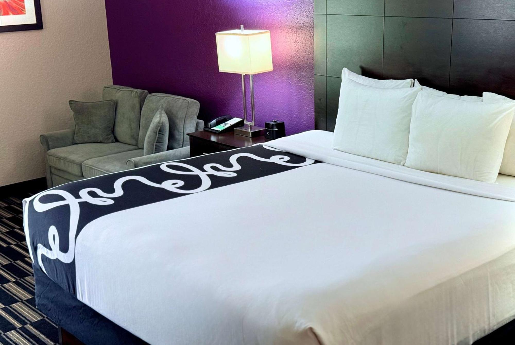 La Quinta By Wyndham Orlando Universal Area - Free Shuttle To Universal Exteriör bild