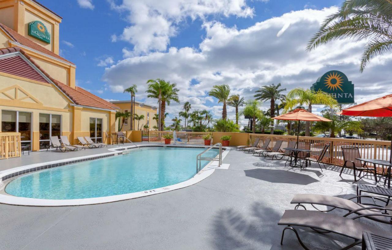 La Quinta By Wyndham Orlando Universal Area - Free Shuttle To Universal Exteriör bild